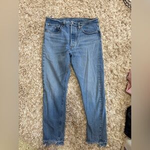 Levi's Blue Ankle Cropped Jeans with Natural Fading